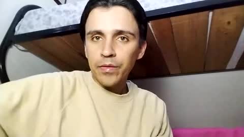 Snapshot of danylano chatting on 4, 11, 2025 Daniel online show from 4, 11, 2025