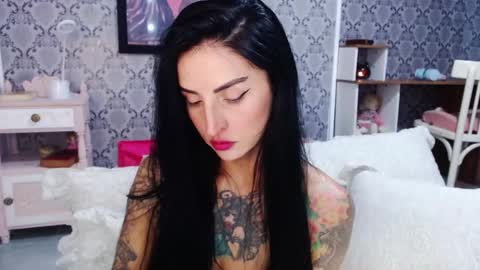 Snapshot of danywhite_anallover chatting on 17, 1, 2025 danywhite_anallover online show from 17, 1, 2025