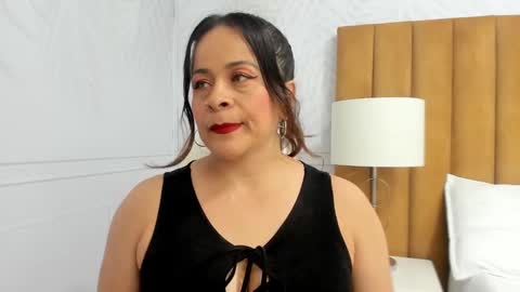 Snapshot of daphne81_ chatting on 14, 2, 2025 Daphne online show from 14, 2, 2025