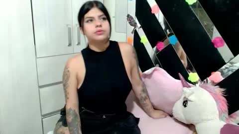 Snapshot of daphne877046 chatting on 15, 10, 2025 daphne877046 online show from 15, 10, 2025