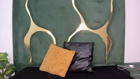 daphne_culeht online show from 30, 4, 2026