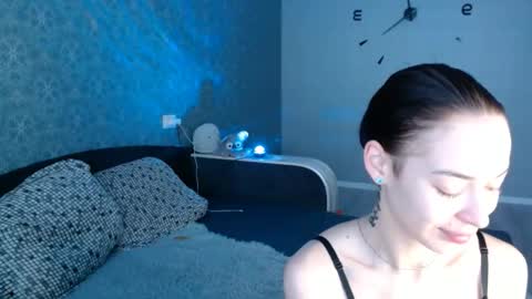 Daphne Darkthorn online show from 17, 11, 2025