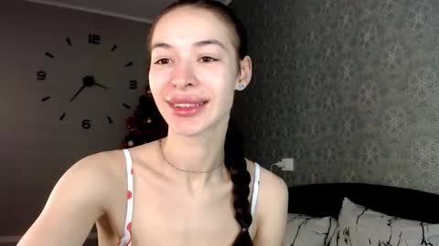 Daphne Darkthorn online show from 23, 12, 2025