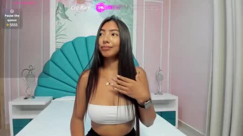 Daphne  online show from 18, 2, 2025