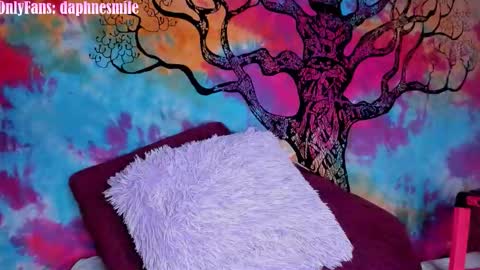 Daphne online show from 17, 2, 2026