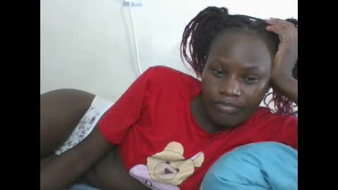 Snapshot of darberry21 chatting on 23, 2, 2025 ESTHER online show from 23, 2, 2025