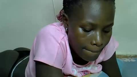 Snapshot of darberry21 chatting on 28, 2, 2025 ESTHER online show from 28, 2, 2025