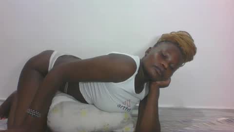 Snapshot of darberry21 chatting on 14, 6, 2026 ESTHER online show from 14, 6, 2026