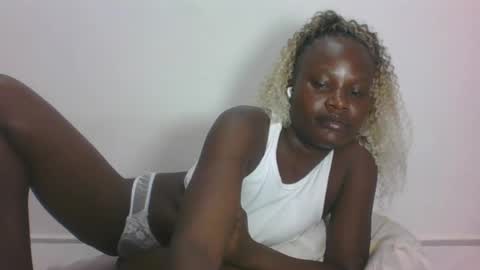 Snapshot of darberry21 chatting on 3, 7, 2026 ESTHER online show from 3, 7, 2026