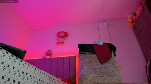 dariana_hot online show from 24, 4, 2026