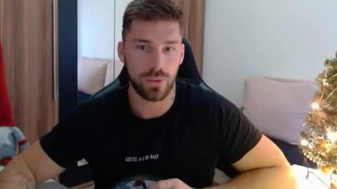 darius_94 online show from 20, 12, 2025