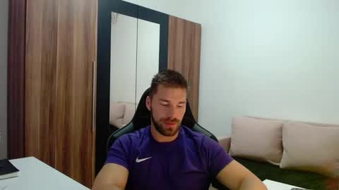 darius_94 online show from 14, 1, 2026