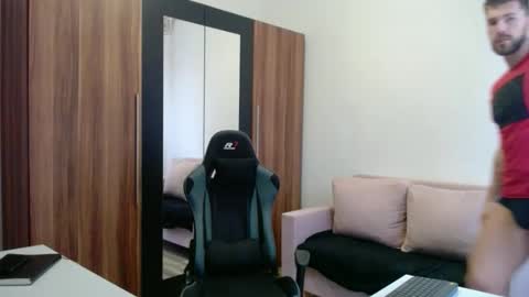 darius_94 online show from 16, 3, 2026