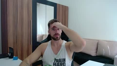 Snapshot of darius_94 chatting on 7, 7, 2026 darius_94 online show from 7, 7, 2026