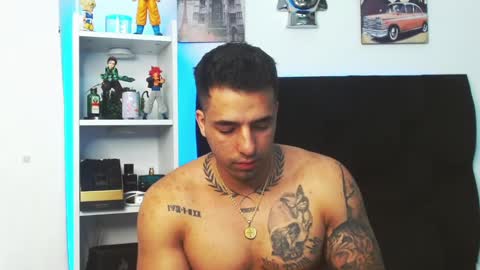 Darius Phoenix  online show from 15, 12, 2024