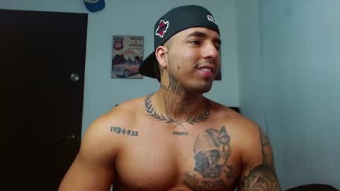 Darius Phoenix  online show from 3, 10, 2025