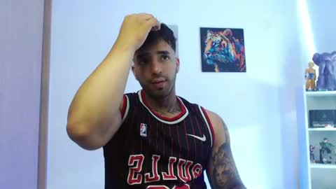 Snapshot of darius_phoenix chatting on 8, 7, 2026 Darius Phoenix online show from 8, 7, 2026