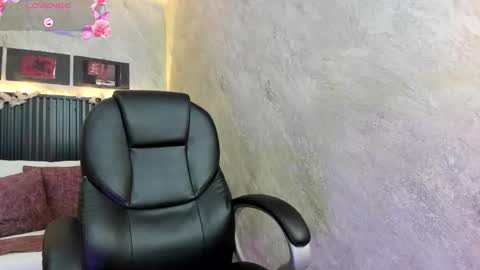 Dark online show from 27, 9, 2025