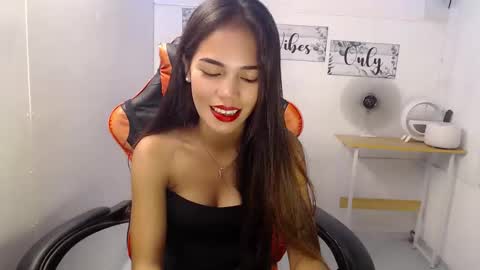 dark_angel143 online show from 4, 3, 2025