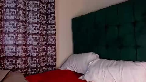 Snapshot of dark_chocolate0 chatting on 15, 2, 2026 becky online show from 15, 2, 2026