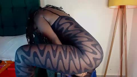 Snapshot of dark_chocolate0 chatting on 19, 2, 2026 becky online show from 19, 2, 2026