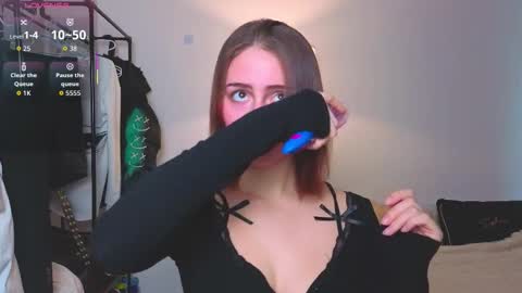 Emily online show from 19, 11, 2025