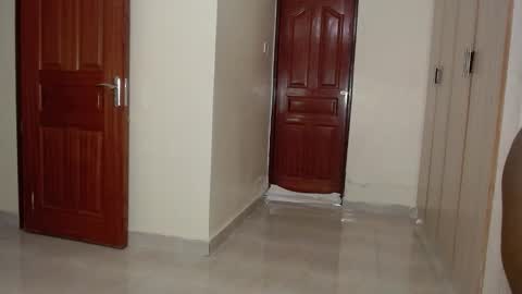 dark_qween online show from 7, 2, 2026