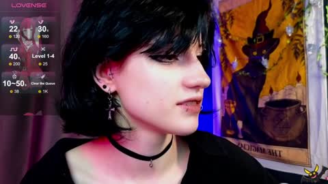 Snapshot of dark_vamp_ chatting on 13, 12, 2024 Vamp online show from 13, 12, 2024