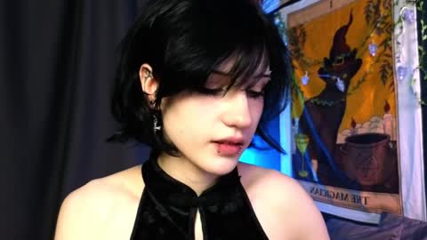 Snapshot of dark_vamp_ chatting on 19, 12, 2024 Vamp online show from 19, 12, 2024