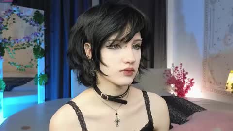 Snapshot of dark_vamp_ chatting on 1, 3, 2025 Vamp online show from 1, 3, 2025