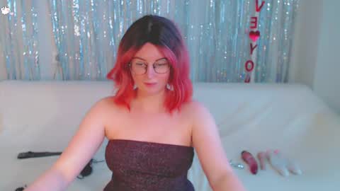 Snapshot of darkheto chatting on 9, 2, 2025 Kelly online show from 9, 2, 2025