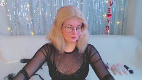 Snapshot of darkheto chatting on 6, 3, 2025 Kelly online show from 6, 3, 2025