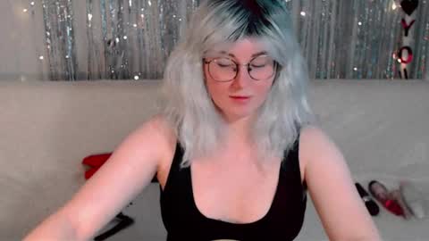 Snapshot of darkheto chatting on 25, 9, 2025 Kelly online show from 25, 9, 2025