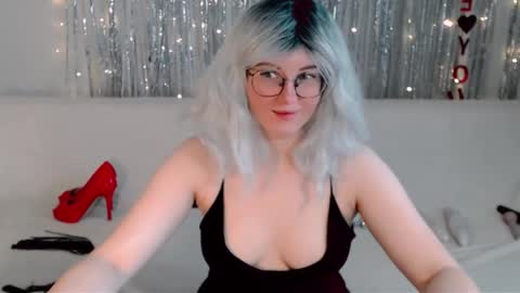 Snapshot of darkheto chatting on 26, 9, 2025 Kelly online show from 26, 9, 2025