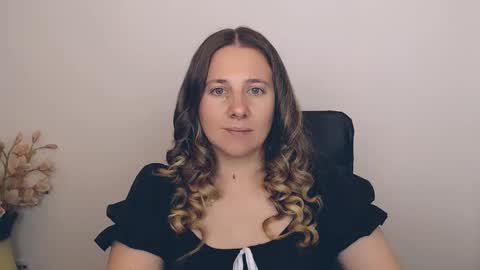 Snapshot of darklure_ chatting on 19, 9, 2025 Anna online show from 19, 9, 2025