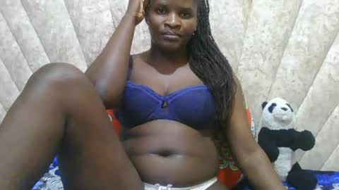 Snapshot of darknipples2 chatting on 28, 6, 2026 SHANICE online show from 28, 6, 2026