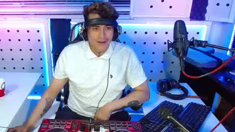 DARKO0717 online show from 28, 10, 2025