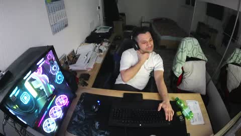 darkschneider_ online show from 8, 2, 2025