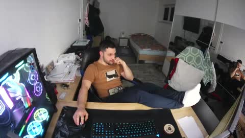 darkschneider_ online show from 20, 2, 2025