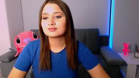 Snapshot of darksidelove_ chatting on 9, 6, 2026 Amelie online show from 9, 6, 2026