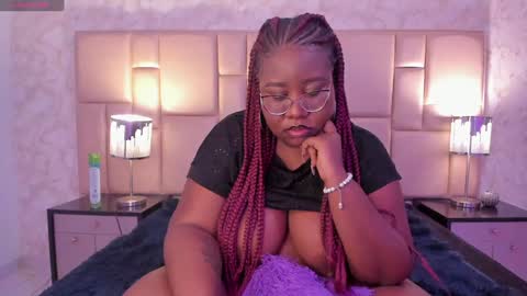  Darnell Queen online show from 8, 1, 2025