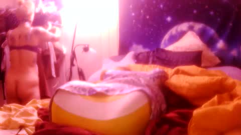 darnette_daisy online show from 5, 5, 2026
