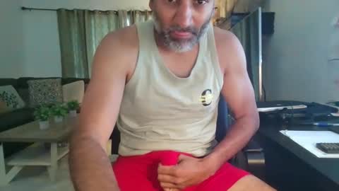 Snapshot of darryl43321 chatting on 22, 5, 2026 darryl43321 online show from 22, 5, 2026