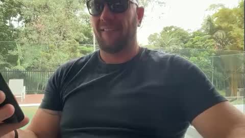 dartanian0001 online show from 13, 10, 2025