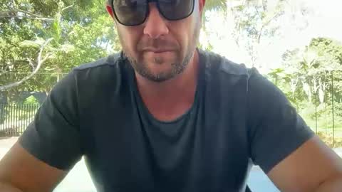 dartanian0001 online show from 22, 10, 2025