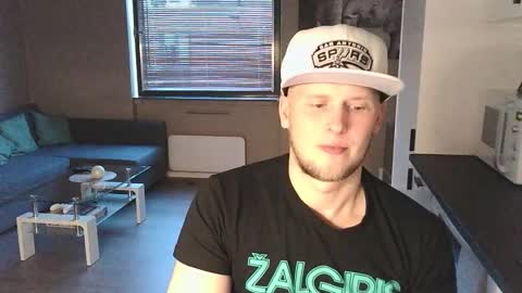 Snapshot of dartanjanas chatting on 11, 9, 2025 Dario online show from 11, 9, 2025