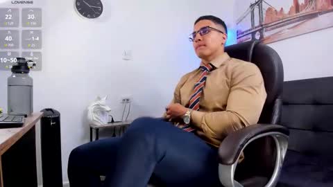 Dash online show from 4, 11, 2025