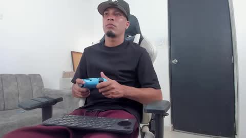 Snapshot of dave_skinnycum420 chatting on 30, 9, 2025 dave online show from 30, 9, 2025