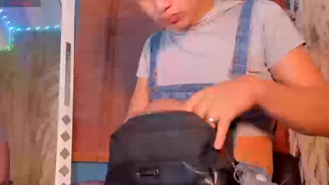 Snapshot of daveel_hot chatting on 20, 9, 2025 daveel_hot online show from 20, 9, 2025