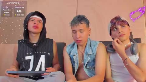 Snapshot of daveel_hot chatting on 8, 10, 2025 daveel_hot online show from 8, 10, 2025